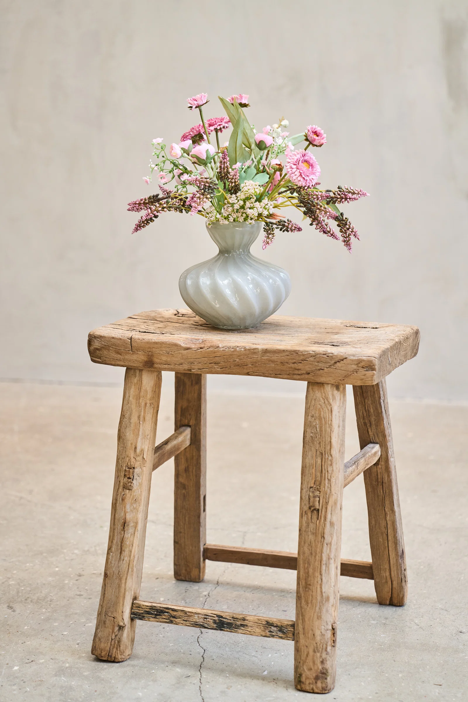 Twisted vase/grey - 18 cm